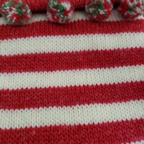 Cute red, white and green Christmas stocking - Picture 2 of 4